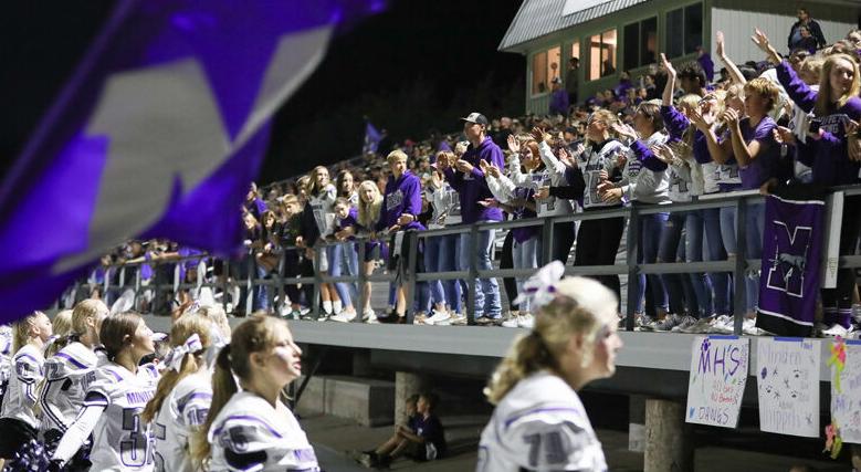 Minden - Holdrege football